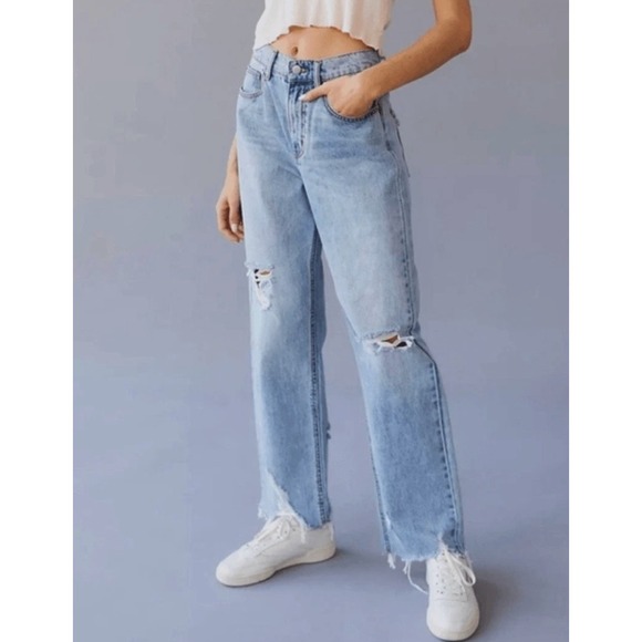 BDG Denim - BDG Urban Outfitters Cowboy Jean Light Wash Distressed Straight Leg Size 30